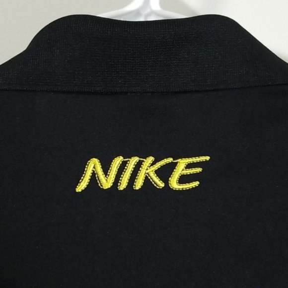 Nike Men's Polo Top Size L Sphere Dry Taining Golf Sports Swish Spell Out - Picture 5 of 6